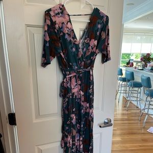 Jessica Simpson green floral maxi maternity dress (M)